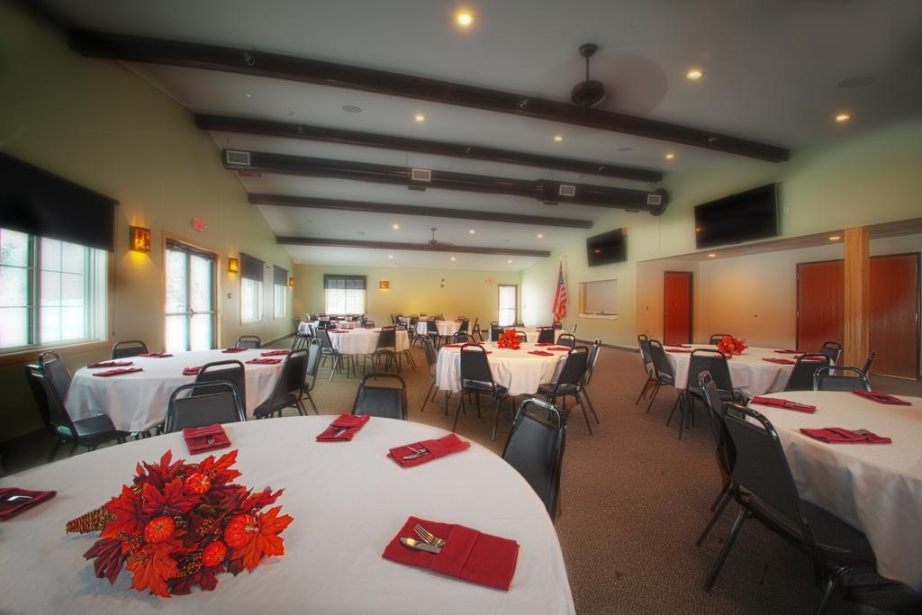 Junction Inn Suites & Conference Center Babbitt المظهر الخارجي الصورة